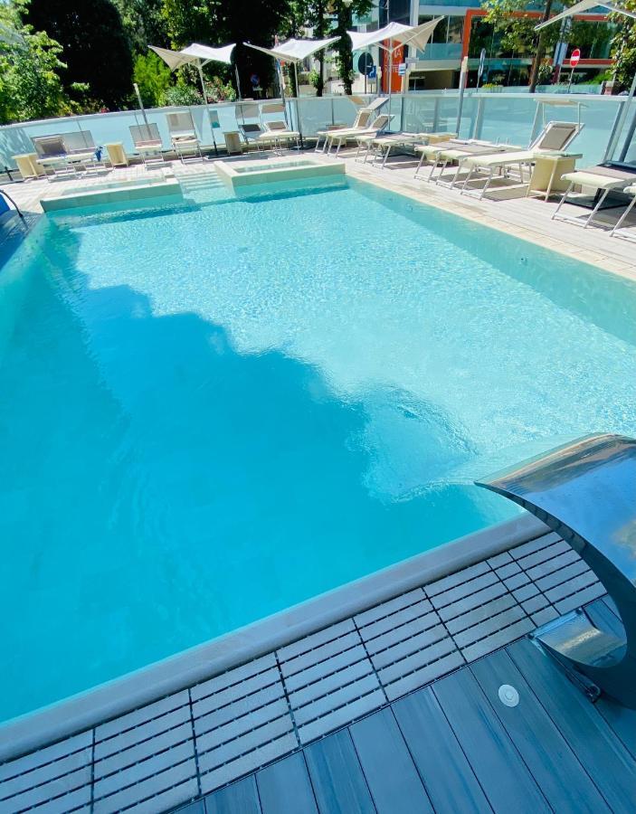 Aqua Hotel Rimini Exterior foto
